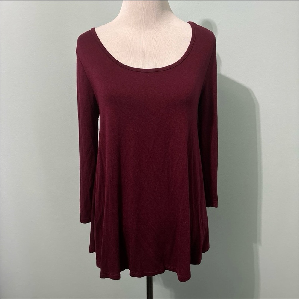 Sweet Tea’s by Pink Rose burgundy flowy top